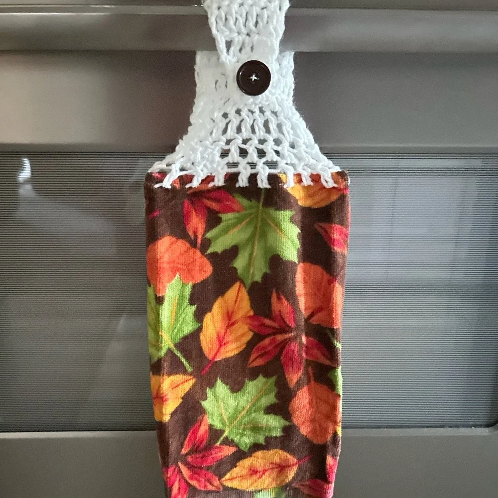 HAND CRAFTED Colorful Fall Leaves Crochet Top Hanging Kitchen Hand Towel